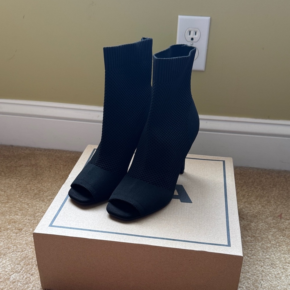 MIA Black Knit Peep-Toe Heels